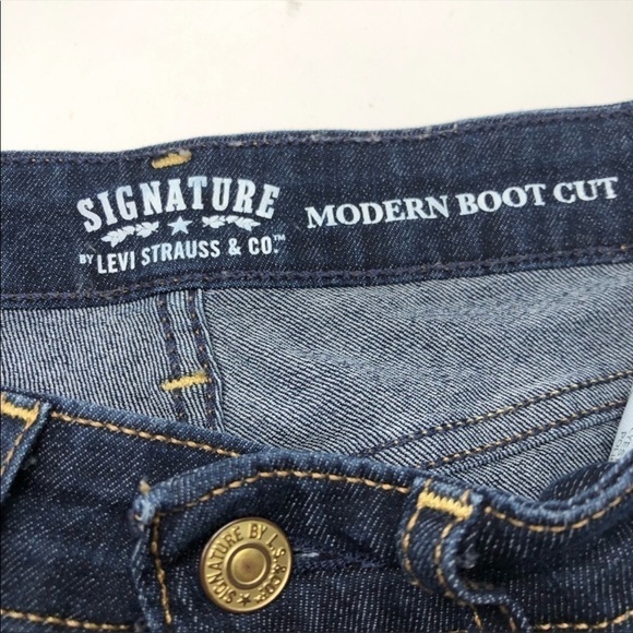 𝅺SIGNATURE by Levi Strauss & Co. Modern Bootcut Dark Blue Mid-rise Jeans Pants - Picture 2 of 15